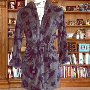 Gap Boy Size 8 Fluffy fleese Robe